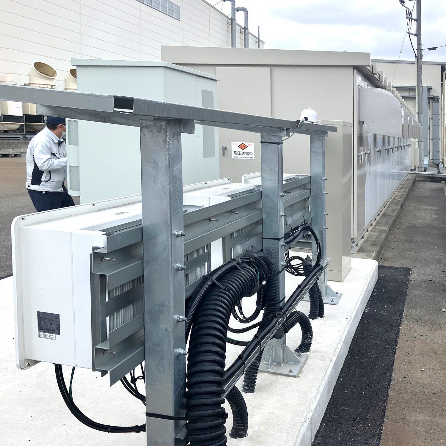 産業用蓄電システムLUVIS 施工風景③